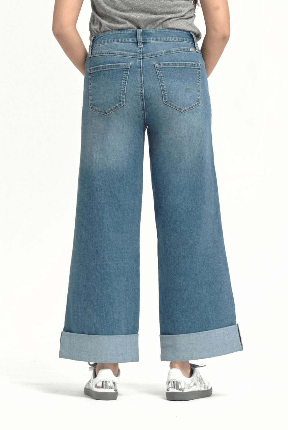 1822 Denim | Willa Slim Wide Leg - Styled With Claire 1822 Denim