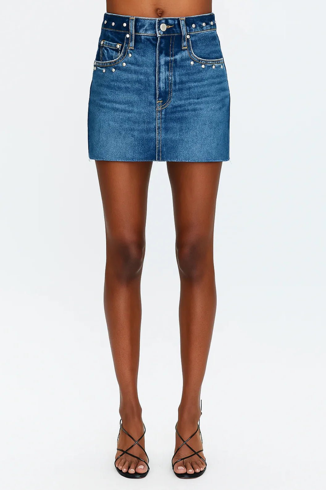Skye High Rise Mini Skirt - Styled With Claire Pistola
