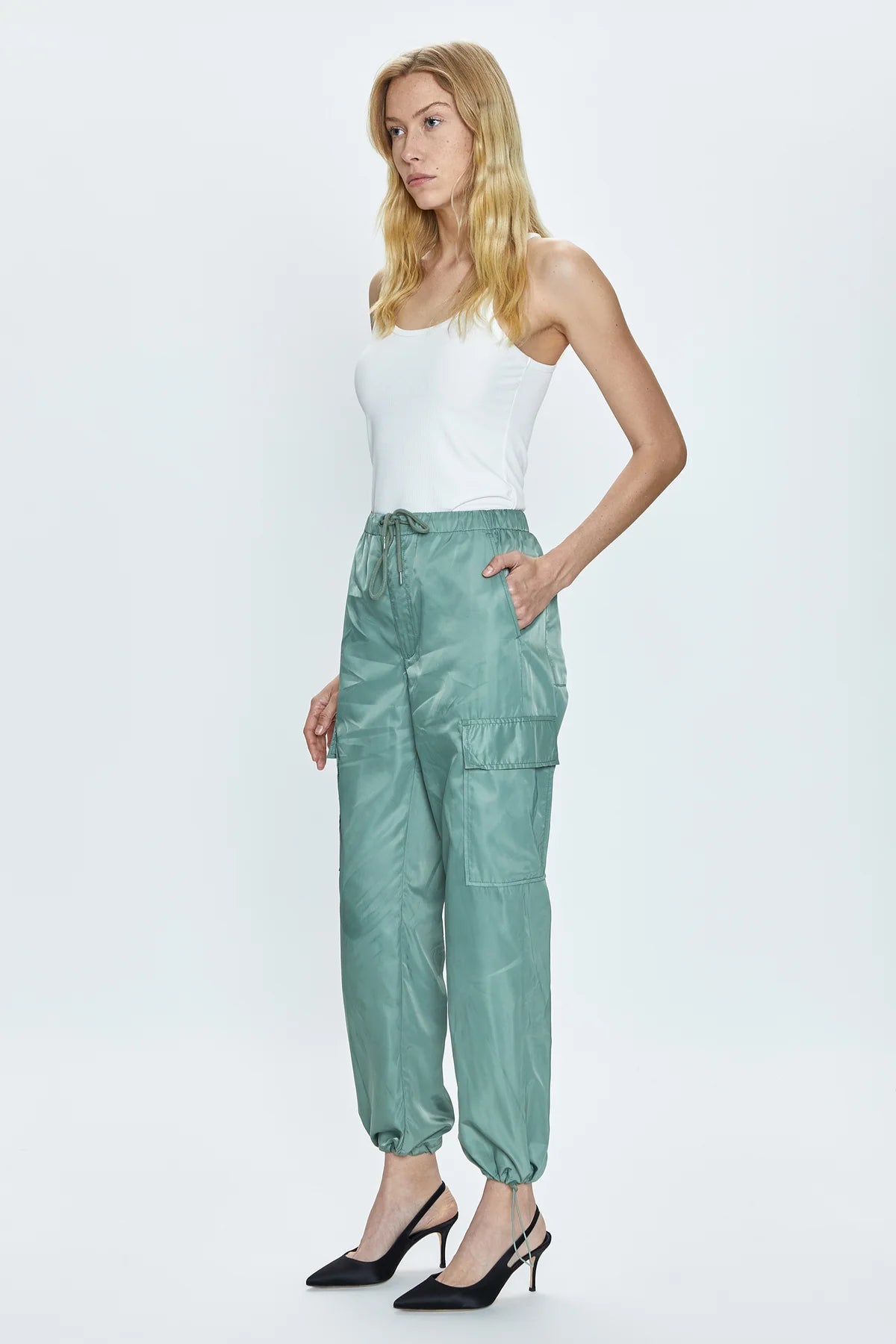 Jade Lightweight Cargo Trouser - Styled With Claire Pistola